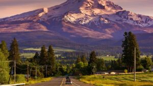 Day-by-Day Guide for a Road Trip from Glacier National Park to the Pacific Northwest